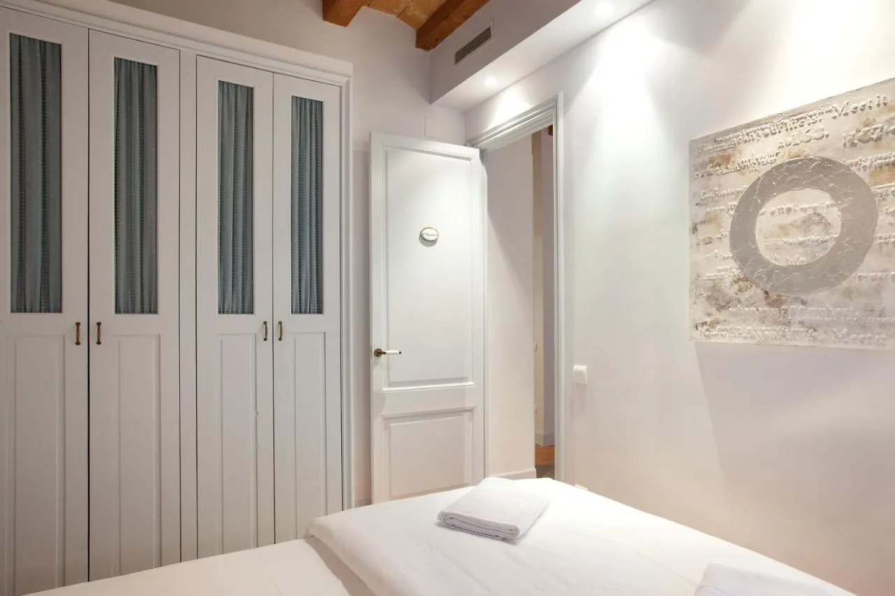 Habitat Apartments Alaia Barcelona