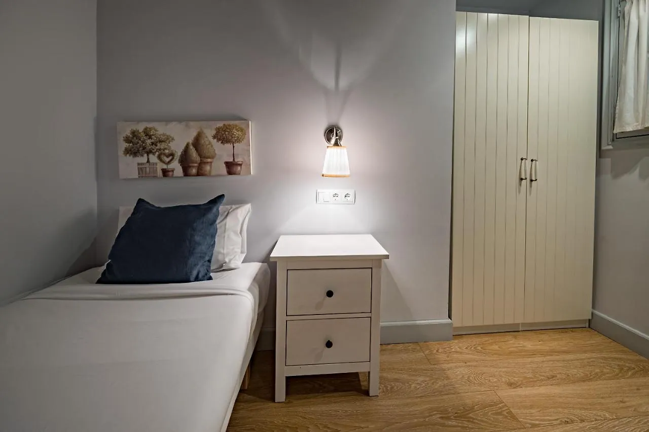 Habitat Apartments Alaia Barcelona España